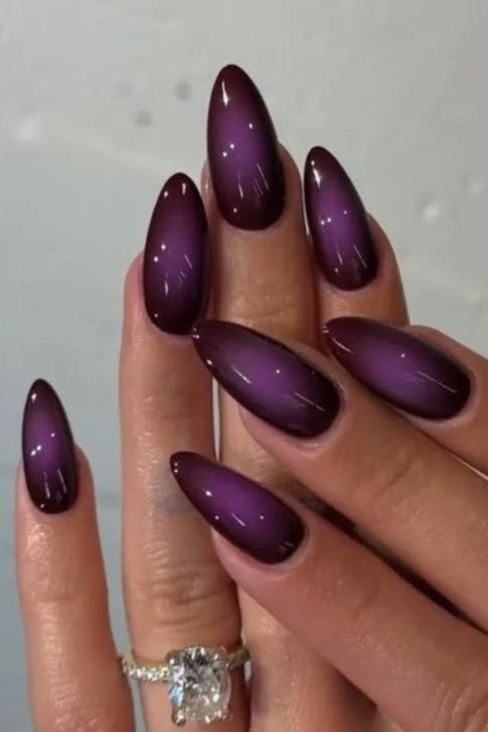 Dreamy sugar plum aura nails.