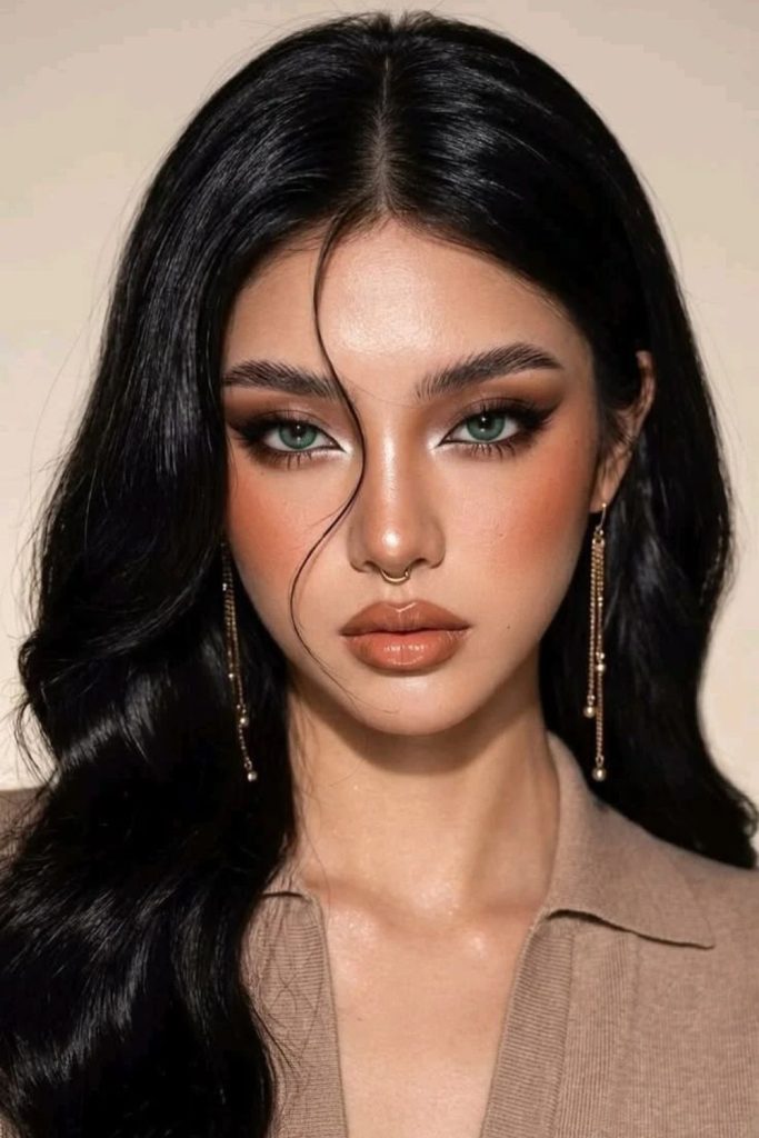 Smoky mocha siren makeup look