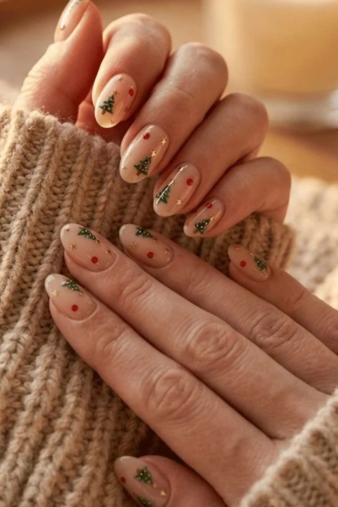 Twinkling Christmas tree wonderland nail art.