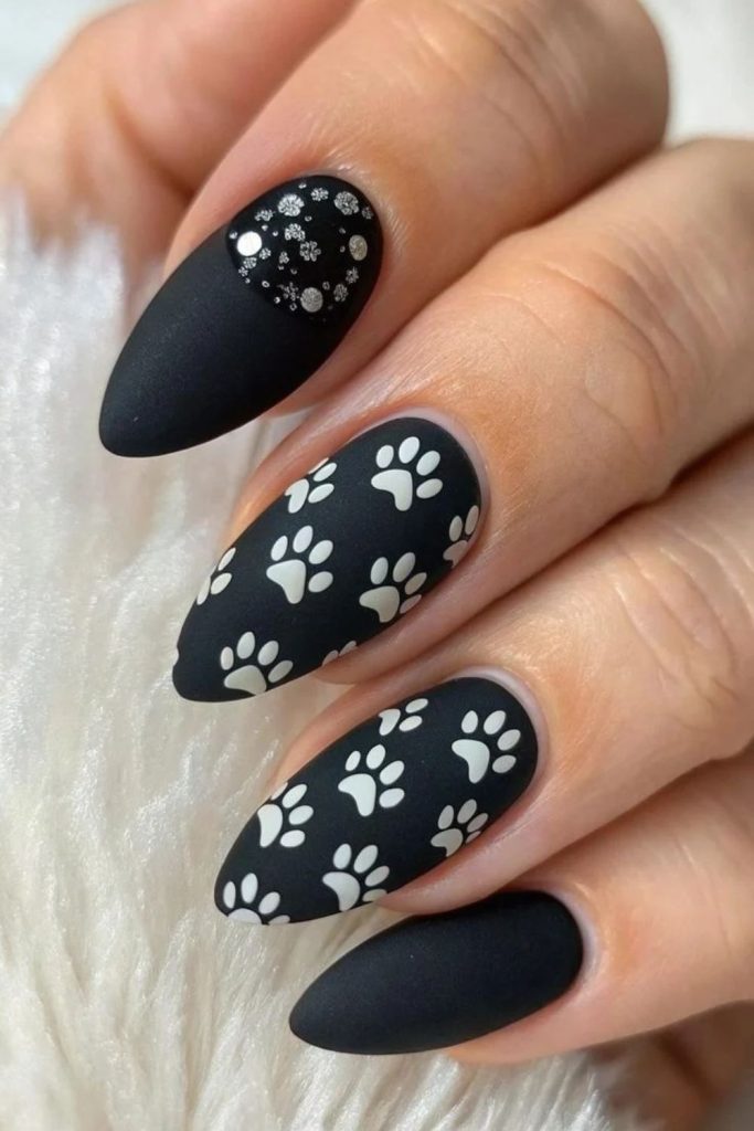 Galaxy black cat paw nails