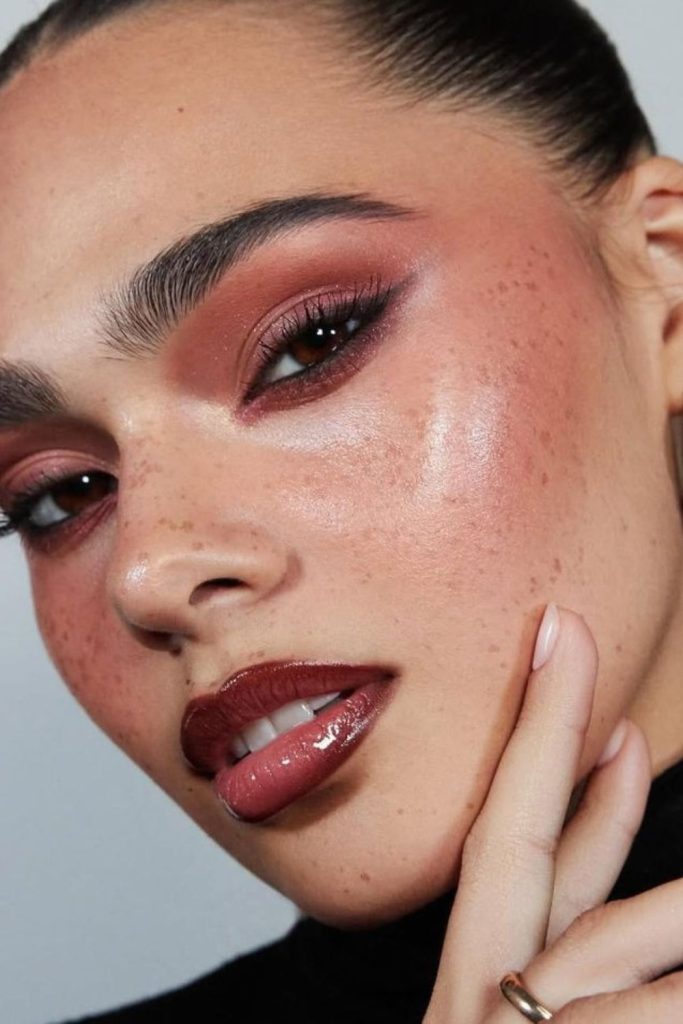 Cherry cola monochrome makeup with berry shades.