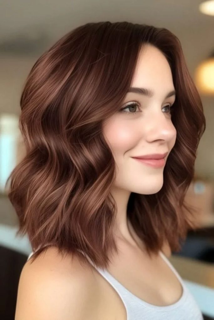 Chocolate chestnut brown glossy hairstyle