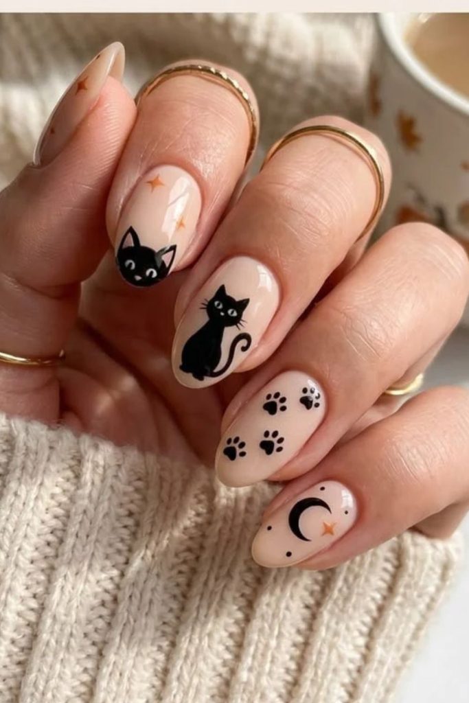 Cute black kitty cookie nails