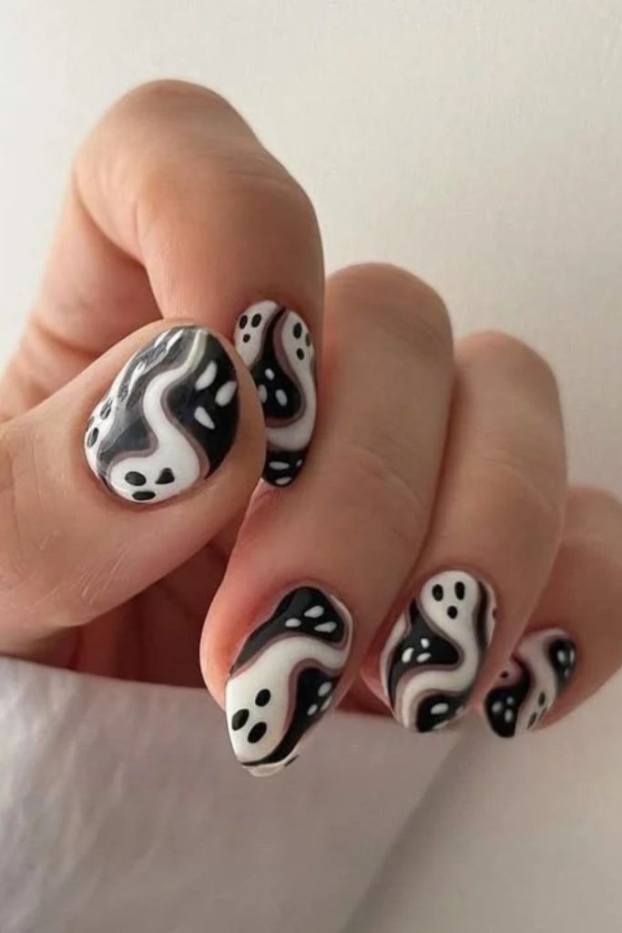Negative Space Skeleton Nails with Minimal Bone Outlines